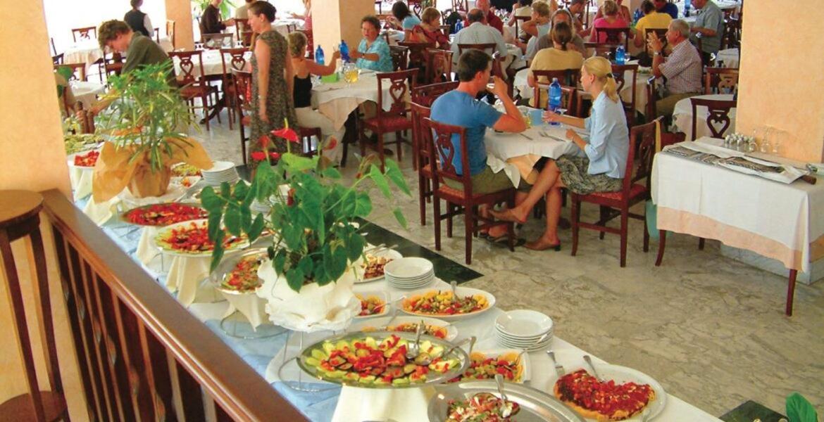 בוסה Malaspina Hotel & Resort מראה חיצוני תמונה