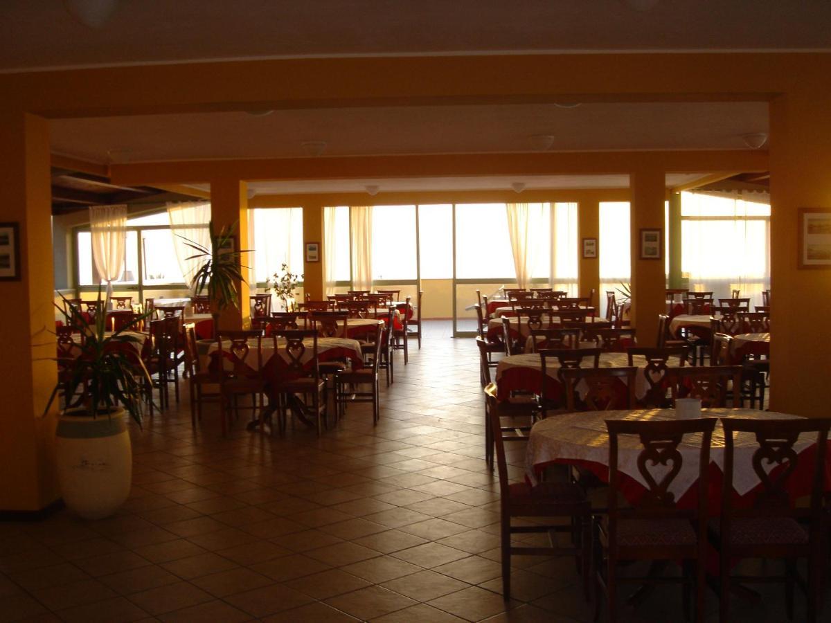 בוסה Malaspina Hotel & Resort מראה חיצוני תמונה
